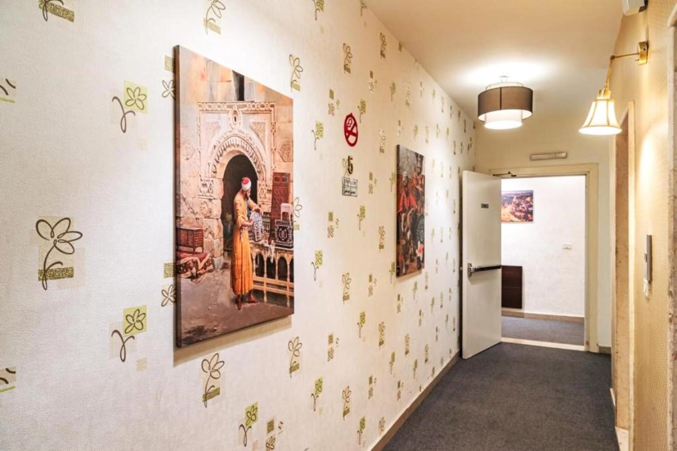 Lancaster Apartments-gardens Hotel Amán