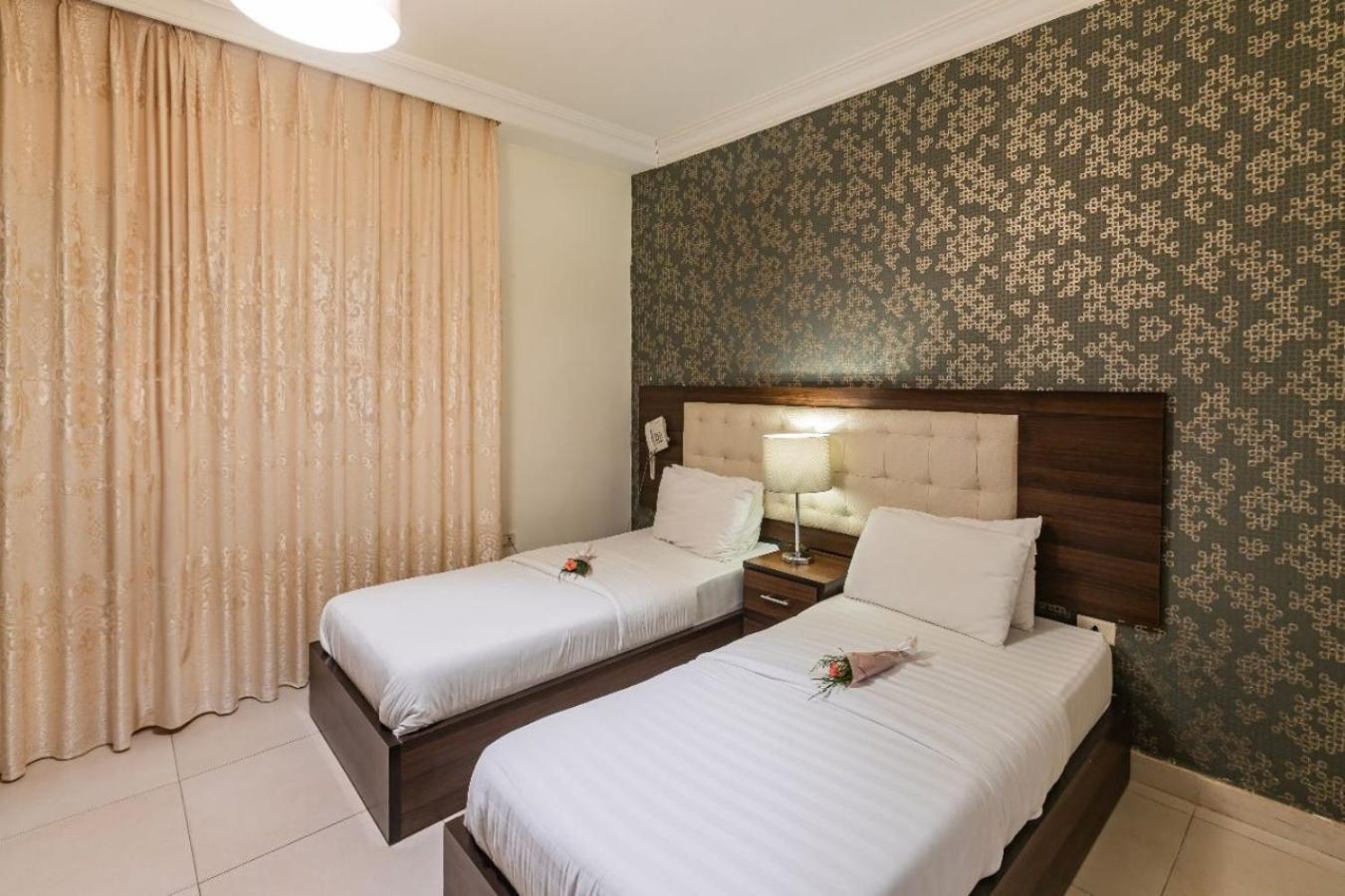 Hotel Lancaster Apartments-gardens 3*